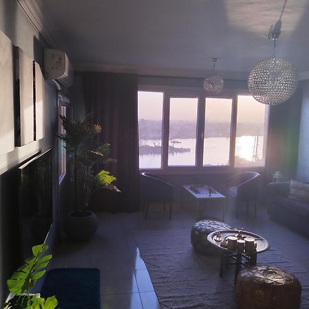 Nile Pyramidal View Apartment Kairo Exteriör bild