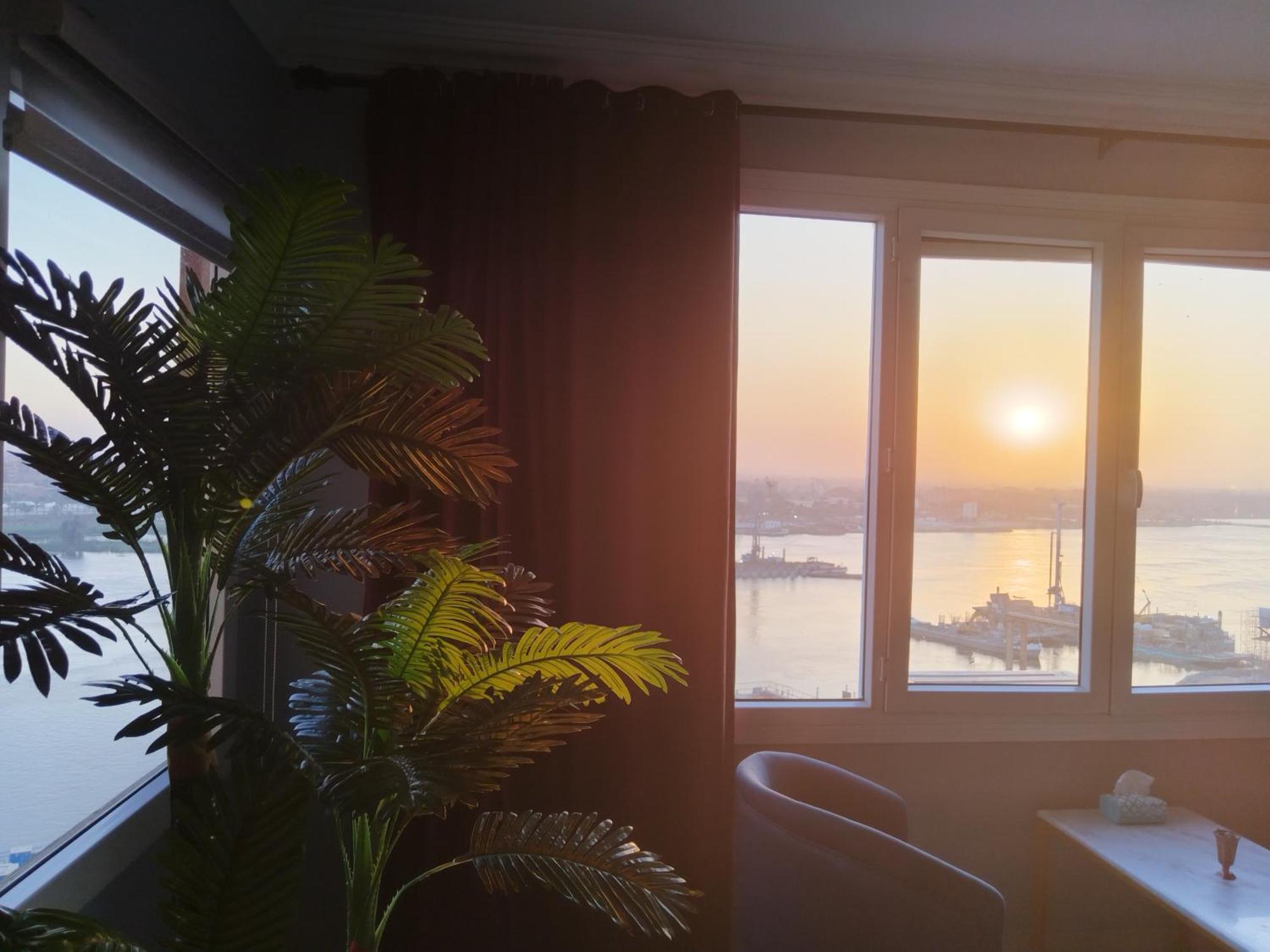 Nile Pyramidal View Apartment Kairo Exteriör bild